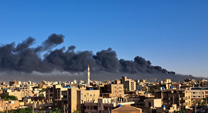 Smoke rises during clashes between the Sudanese Armed Forces and the paramilitary Rapid Support Forces (RSF) in Khartoum, Sudan on April 19, 2023.Photo by Ahmed Satti/Anadolu Agency via Getty Images