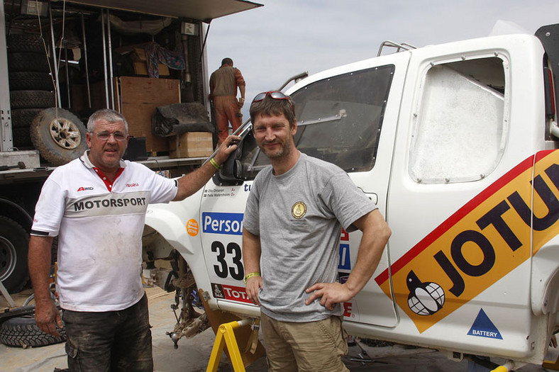 Rajd Dakar 2010: Przygoński już 8, Sonik broni honoru (12. etap na żywo, wyniki, foto)