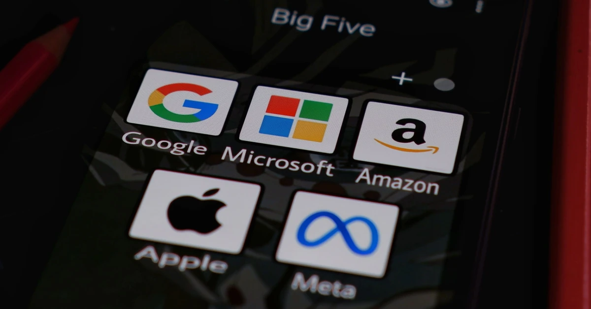 Big Techy stają się „firmami super politycznymi” na miarę państw. Media w USA drżą ze strachu