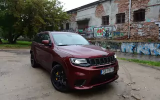 Jeep Grand Cherokee Trackhawk – kochajmy absurdy