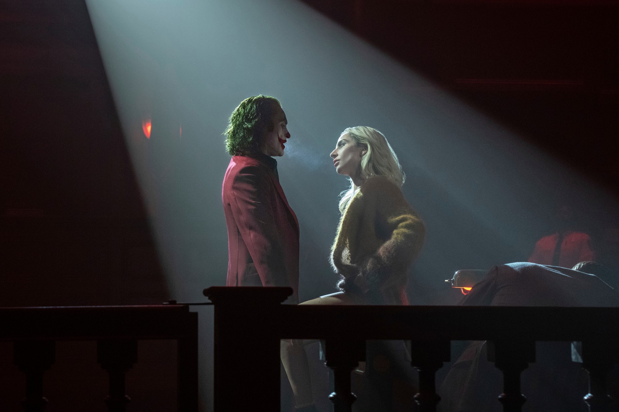 Joaquin Phoenix a Lady Gaga  vo filme Joker: Folie à Deux.