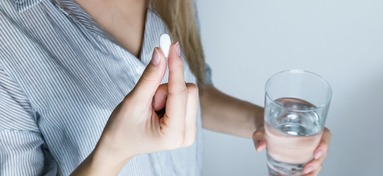 Silny lek przeciwbólowy wycofany z aptek. "Realne zagrożenie dla zdrowia"