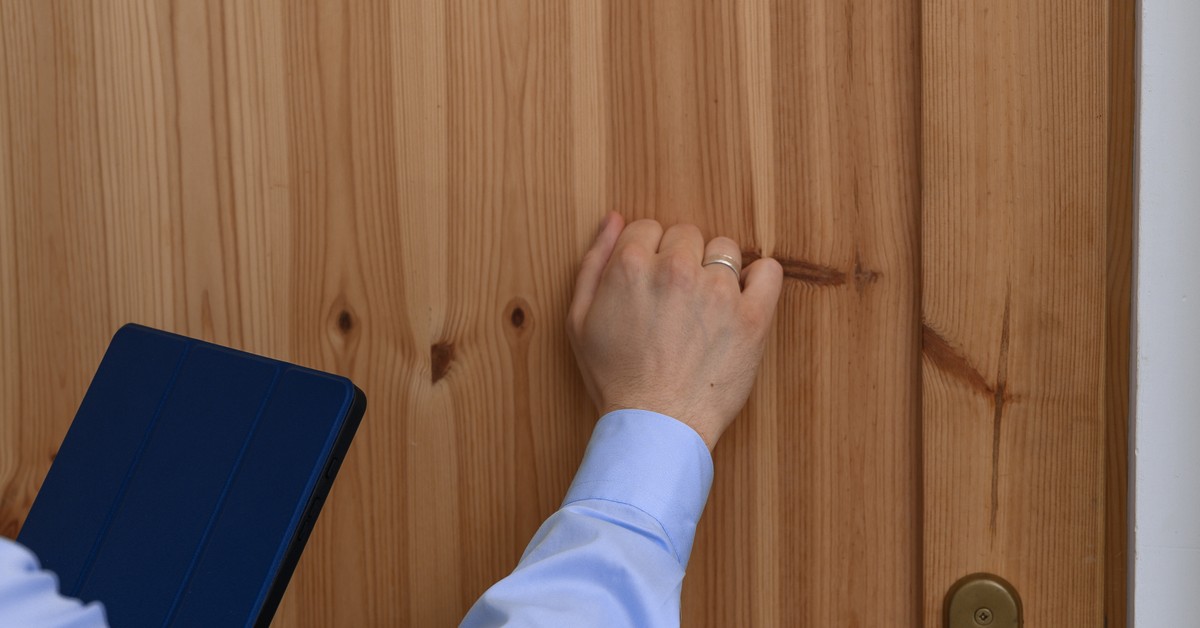 Ten dokument muszą mieć właściciele domów i mieszkań. Za jego brak wlepiają kilka tysięcy kary. Kontrole już ruszyły