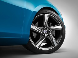 Nowe volvo z ikrą! Zobacz zdjęcia V40 R-Design