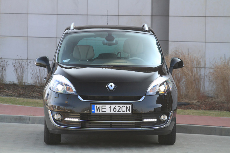 Renault Grand Scenic: mniejszy, ale nie słabszy