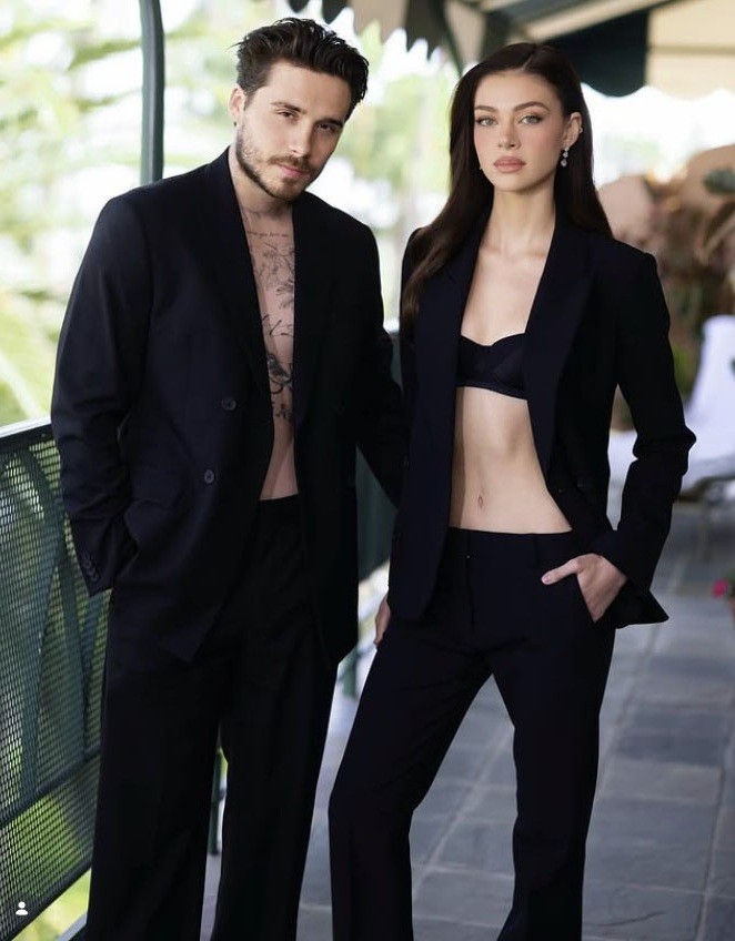 Najstarší syn Brooklyn Beckham s manželkou, herečkou s herečkou Nicolou Peltz. 