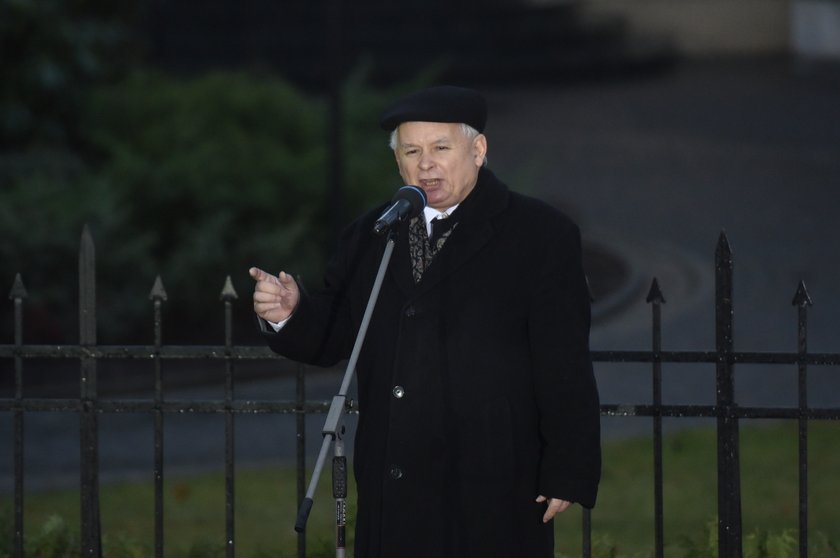 Jarosław Kaczyński pozwany przez więźniów z Sosnowca