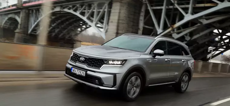 Sorento PHEV, czyli Kia za ćwierć miliona. Czy warto dużo dopłacać względem zwykłej hybrydy?