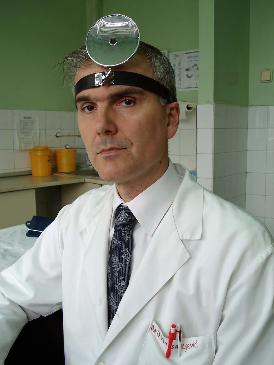 Dr Dušan Milisavljević