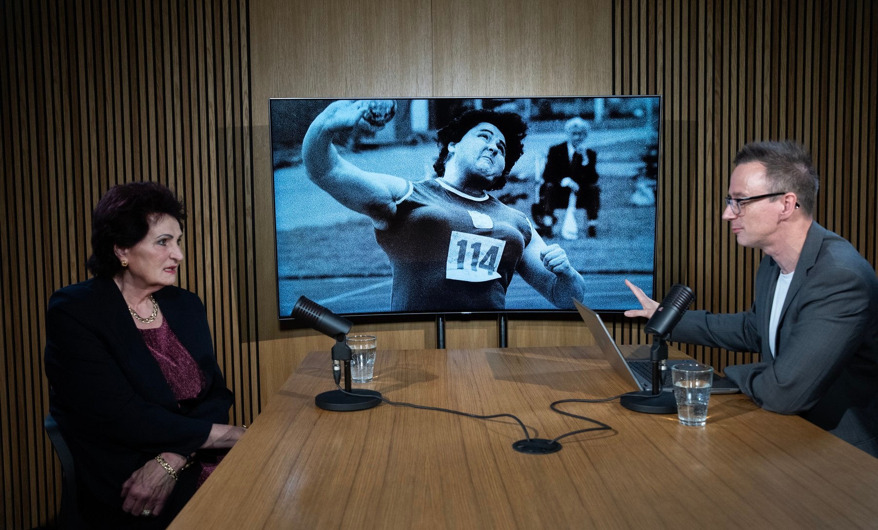 Bývalá česká atlétka Helena Fibingerová počas rozhovoru. 