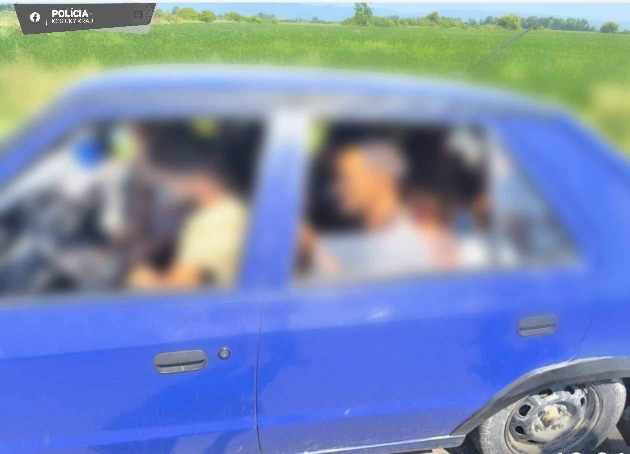 In Škoda Felicia, 18 people were driven.