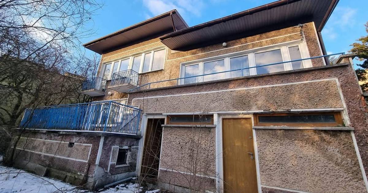 Kupili dom kostkę z PRL za 600 tys. zł. "Ma bardzo ciekawą bryłę"