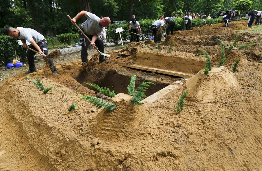 Zawody grabarzy w kopaniu grobów na czas