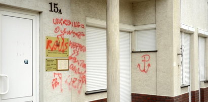 Pomazali farbą konsulat w Rzeszowie. MSZ Ukrainy reaguje