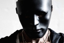 Tricky 'Skilled Mechanics': Bristolski szaman wita. RECENZJA