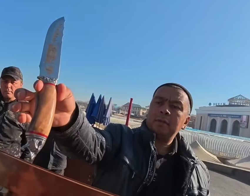 Lokalci u Uzbekistanu