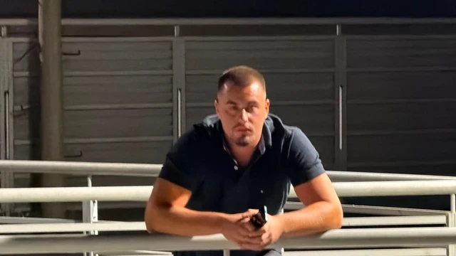 ODLUČAN Posle haosa ispred Pinka i Mininog jecanja Viktor bežao od nje: "NE MOŽE DA DOĐE DO POMIRENJA"