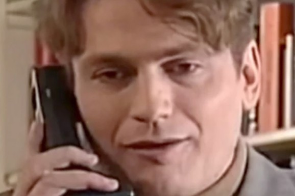 KOKAN IZ "PORODIČNOG BLAGA" DANAS NE LIČI NA SEBE Oženio je poznatu ženu i priznao koja mu je uloga bila omiljena: "Ubedljivo sam najviše voleo njega da igram"