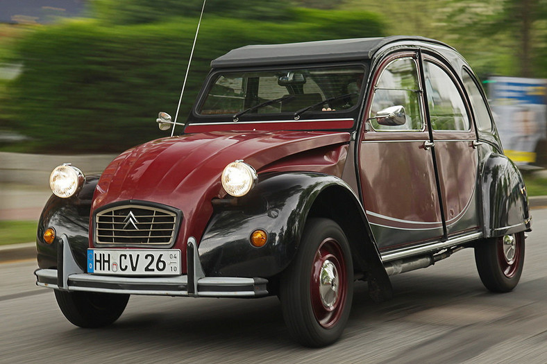 Citroën 2CV – kaczki przyjadą do Torunia (program, galeria)