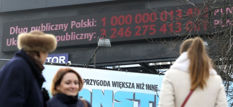 Kukiz'15: PiS zadłuża Polskę w tempie zastraszającym. Trzeba wpisać do konstytucji zakaz zadłużania państwa