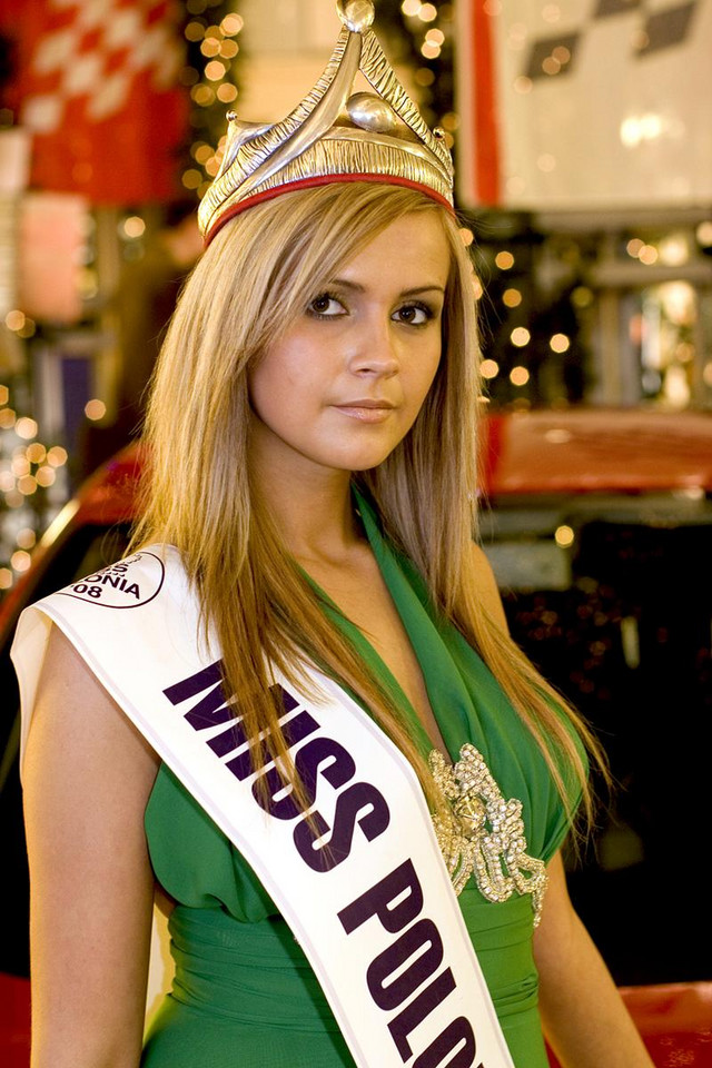 Miss Polonia 2008 i Seat Altea (fotogaleria)