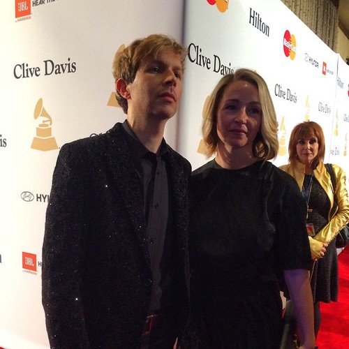 Beck na czerwonym dywanie gali Grammy 2015
