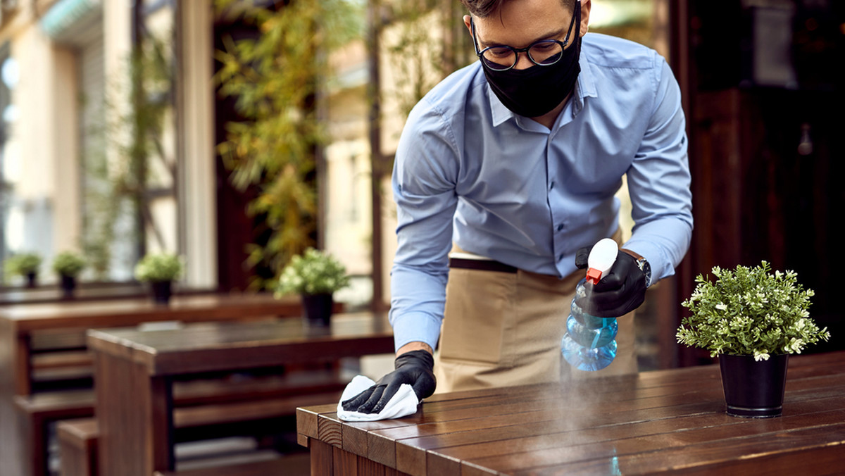 Lublinianie chcą powrotu na Stare Miasto, do ogrodu botanicznego i do Aqua Lublin. Brakuje im swobodnego korzystania z pubów i restauracji oraz spotkań z przyjaciółmi bez ograniczeń. W badaniu przeprowadzonym na zlecenie Jakdojade sprawdzono, do czego chcą wrócić mieszkańcy największych miast Polski i jak pandemia zmieniła ich dotychczasowe nawyki.