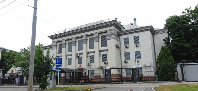 Rosja wycofa dyplomatów z Ukrainy. "Może koledzy zachodni wiedzą coś, czego my nie wiemy"