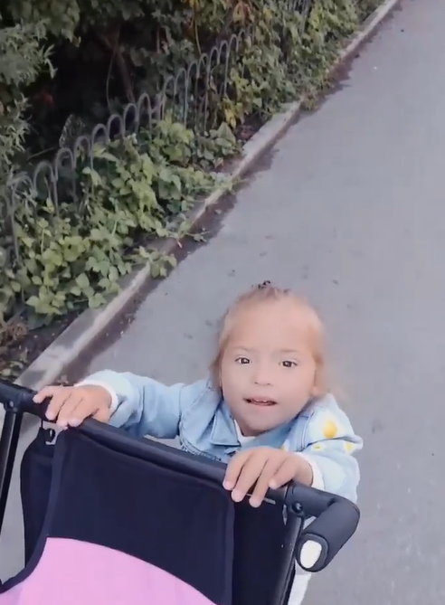 Matka zvečnila posledný úsmev dcérky. 