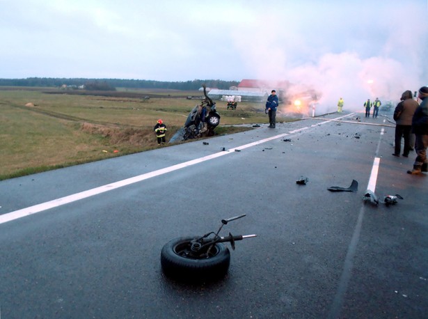 Świąteczny weekend na polskich drogach. POLICYJNE DANE