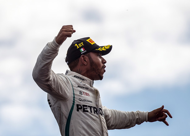 Formuła 1: Lewis Hamilton wygrał GP Włoch na torze Monza