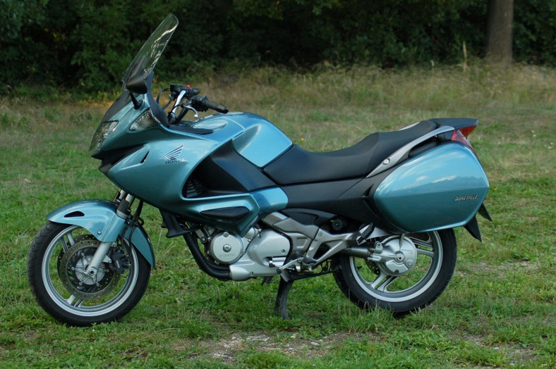 Honda NT700V Deauville – motorem na wakacje (test)