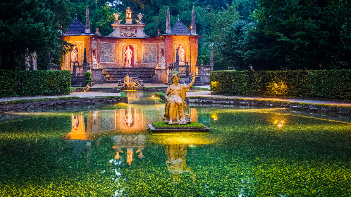 Kompleks pałacowo-ogrodowy Hellbrunn w Salzburgu, Austria