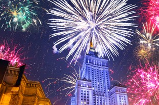 Dyspensa od pandemii, więc idziemy się bawić? Część osób chce zapomnieć o ryzyku