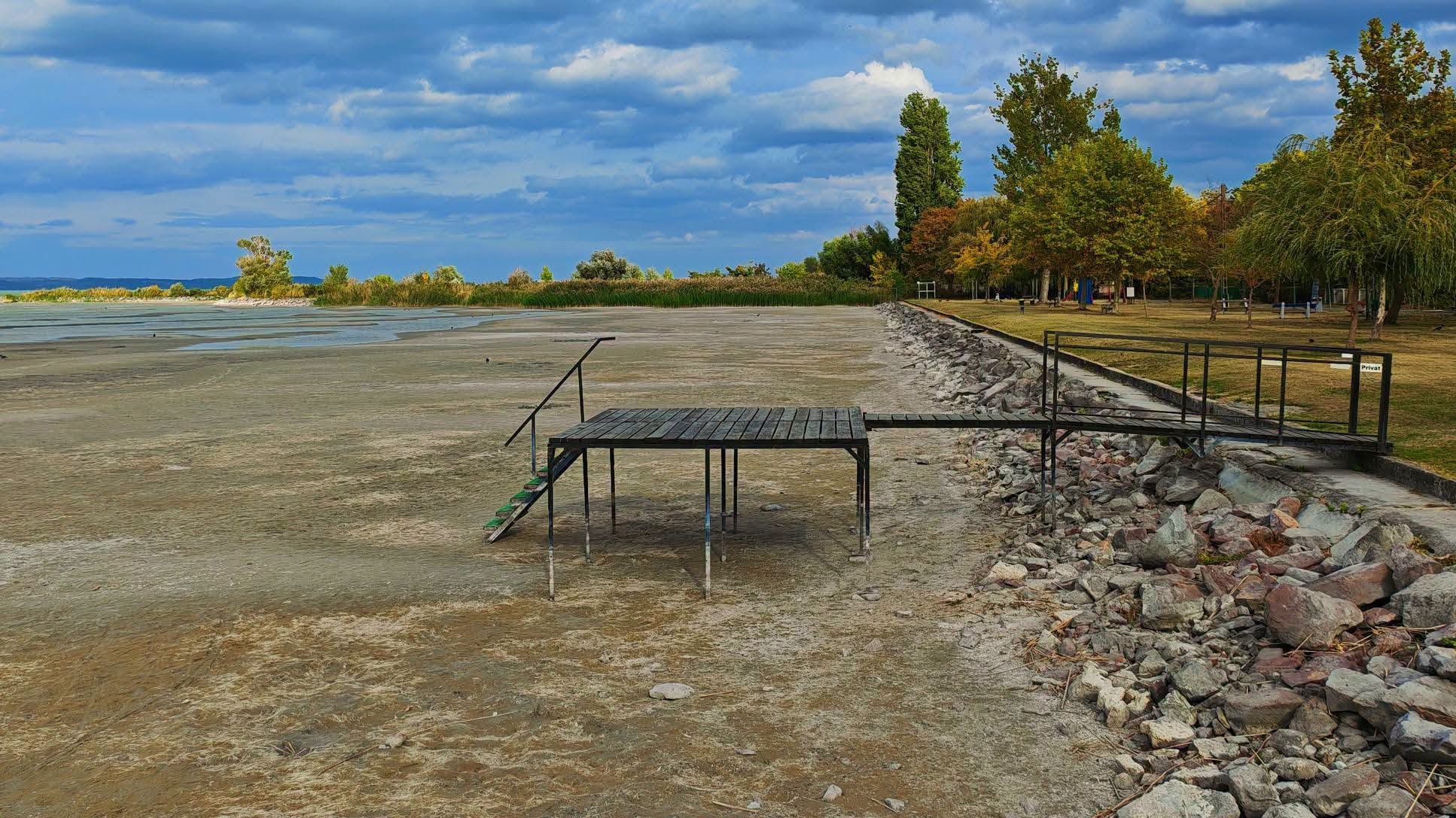 Balaton sa zmenil na nepoznanie.