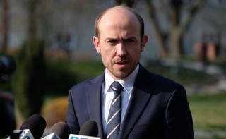 Budka o informacji premiera: Puste słowa zamiast konkretnych propozycji