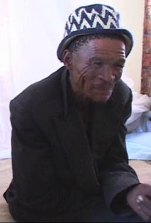 In 2000, he became a Christian and was baptized/Photo: YouTube