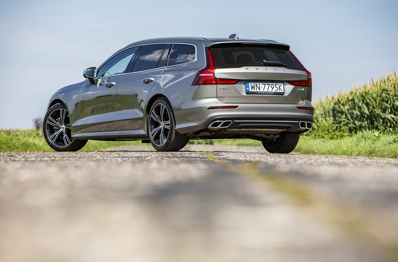 Volvo V60 D4 - ładne, szybkie i praktyczne kombi