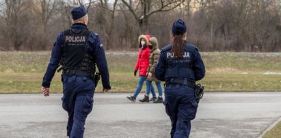 Nowe obostrzenia obowiązują od dzisiaj. Sprawdź, zanim wyjdziesz z domu