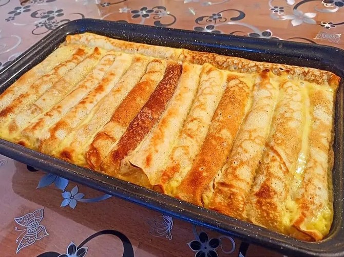 Ružine zalivene palačinke sa orasima