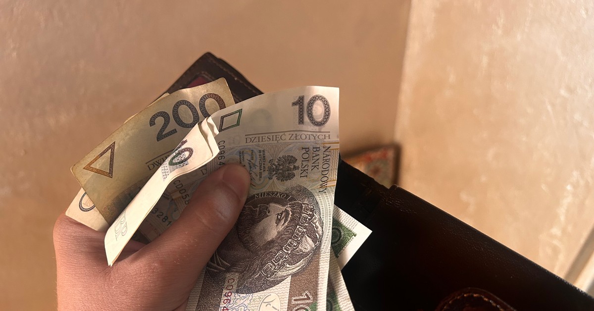 Ile dostaniesz emerytury przy obecnej pensji? Kwoty będą znacznie niższe, niż się spodziewasz