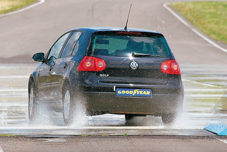 Aquaplaning - Lekceważone zagrożenie