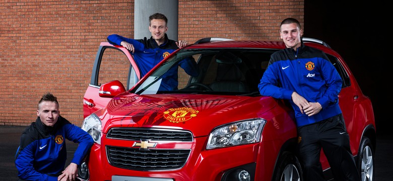 Chevrolet trax z autografami piłkarzy Manchester United może być twój