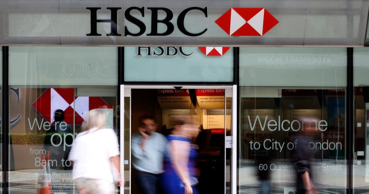 HSBC bans clients from buying shares of MicroStrategy, which has become ...