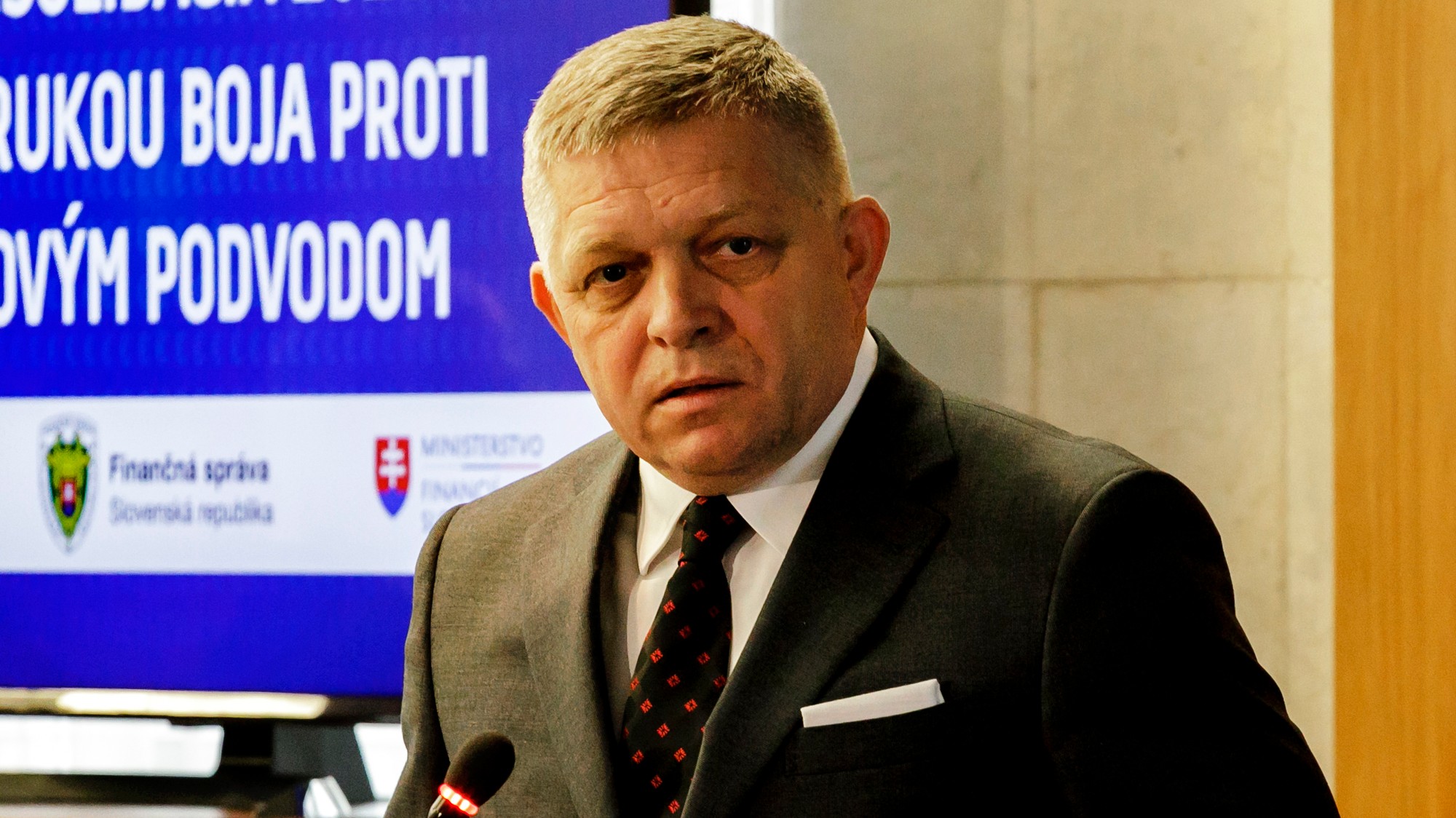Predseda vlády SR Robert Fico.