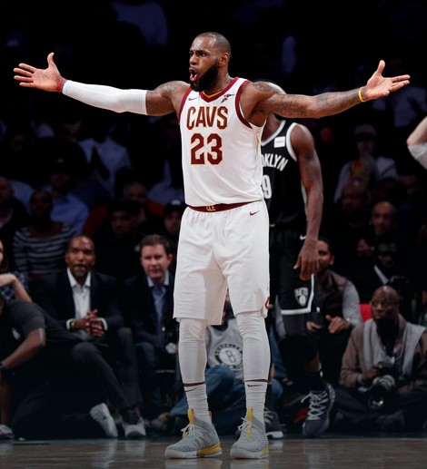 Lebron Džejms