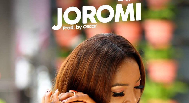 Simi is asking her love interest to shoot his shot in 'Joromi' 