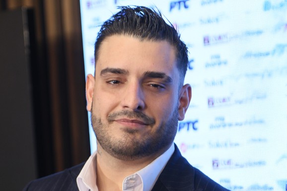 DARKO LAZIĆ PRVI PUT U JAVNOSTI DVE NEDELJE NAKON SMRTI BRATA Evo ko će mu biti velika podrška, javno se oglasili: "Idemo zajedno"