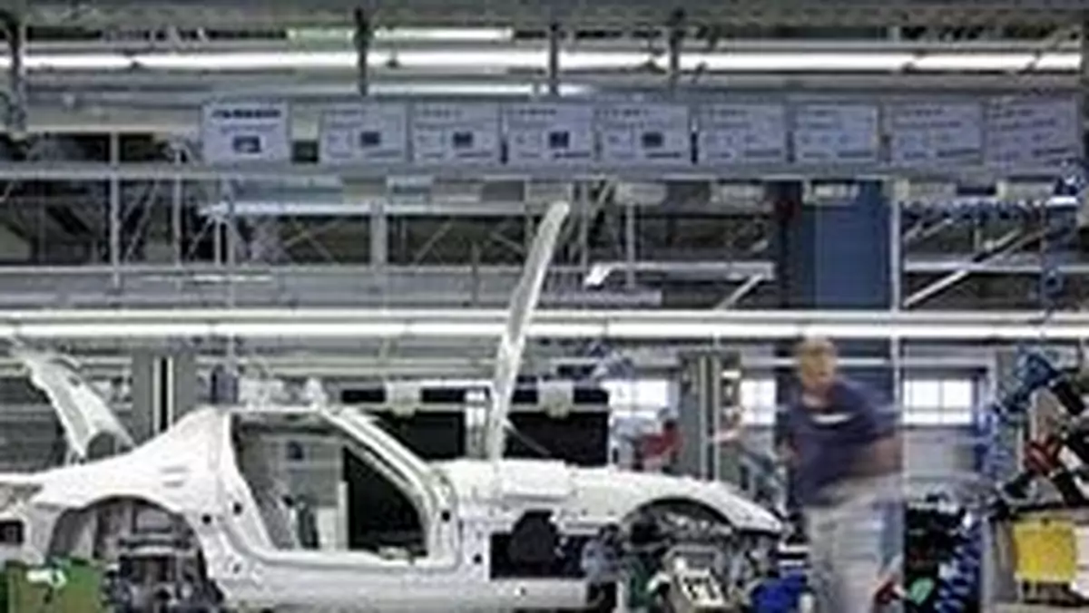 Mercedes-Benz: rozpoczęcie produkcji modelu SLS AMG Gullwing