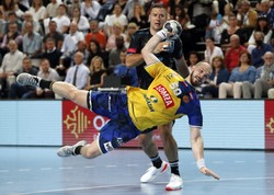 Piłkarze ręczni Łomży Vive Kielce zrobili wielki krok do awansu